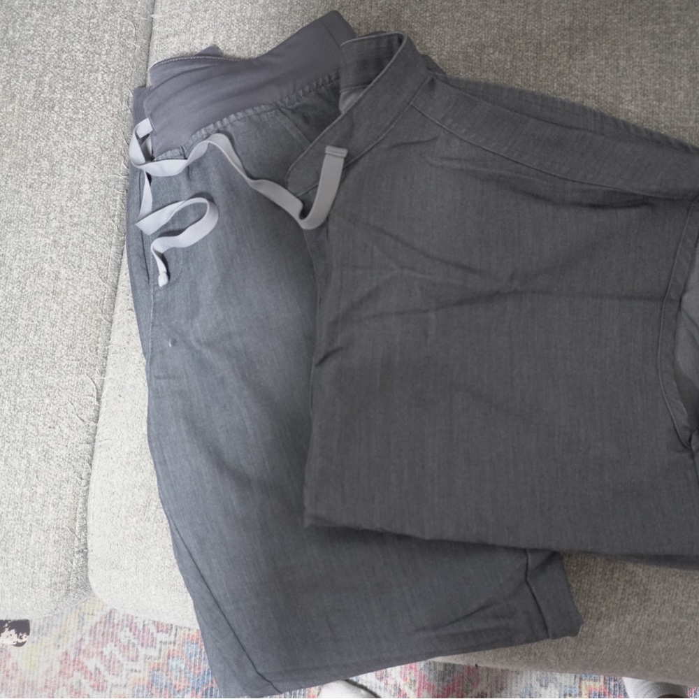 Small Grey Figs Set